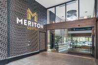 Meriton Suites North Sydney image 5