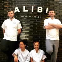 Alibi Bar & Dining image 4