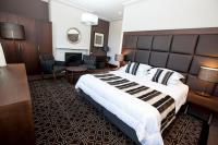Avonmore on the Park Boutique Hotel image 2