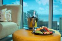 Hilton Surfers Paradise Hotel & Residences image 9