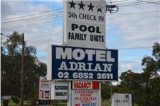 Adrian Motel image 2