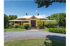 Vacy Hall Historic Guesthouse image 1
