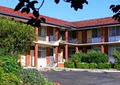 Comfort Inn Governor Macquarie logo