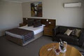 Hume Country Motor Inn image 3