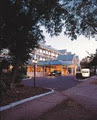 Marque Hotel Canberra image 2