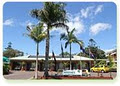 Beachmere Palms Motel image 1