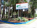 Harbour City Holiday Park logo