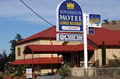 Sovereign Inn Gundagai Motel logo