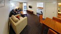 Chifley Hotel & Apartments Geelong image 5