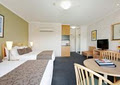 Quality Hotel Woden image 3