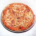 River Pizza & Pasta logo