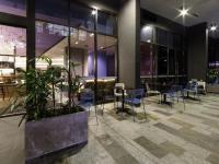 Alpha Mosaic Hotel Brisbane image 10