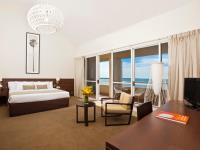 Holiday Inn Cairns Harbourside image 3