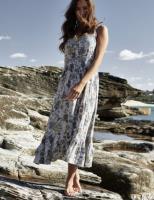 Modella Clothing image 9