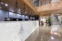 Meriton Suites North Sydney image 3