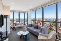 Meriton Suites North Sydney image 6