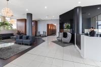 Meriton Suites Bondi Junction image 6