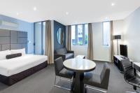 Meriton Suites Zetland image 5