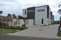 Parren Homes image 3