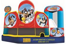 Jumpariffic Castles image 3