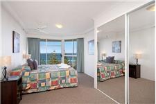 Burleigh Surf Beachfront Apartments image 7