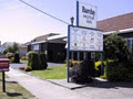 Barclay Motor Inn logo