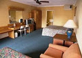 Comfort Inn Cumberland image 2