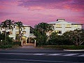 Grosvenor in Cairns logo
