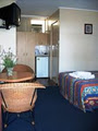 Hawaiian Sands Motel image 2