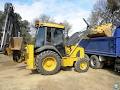 Wayne Horne Earthmoving logo