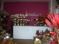 Bunches Florist logo