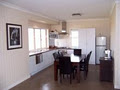 Waterview House - South Burnett Vineyard Accommodation image 2