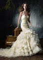 Izzlins Bridals image 5