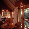 Woodlands Rainforest Retreat image 5